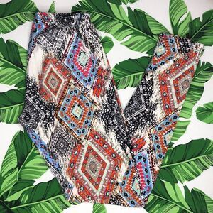 Hot Kiss NWOT Multi Printed Soft Leggings OS